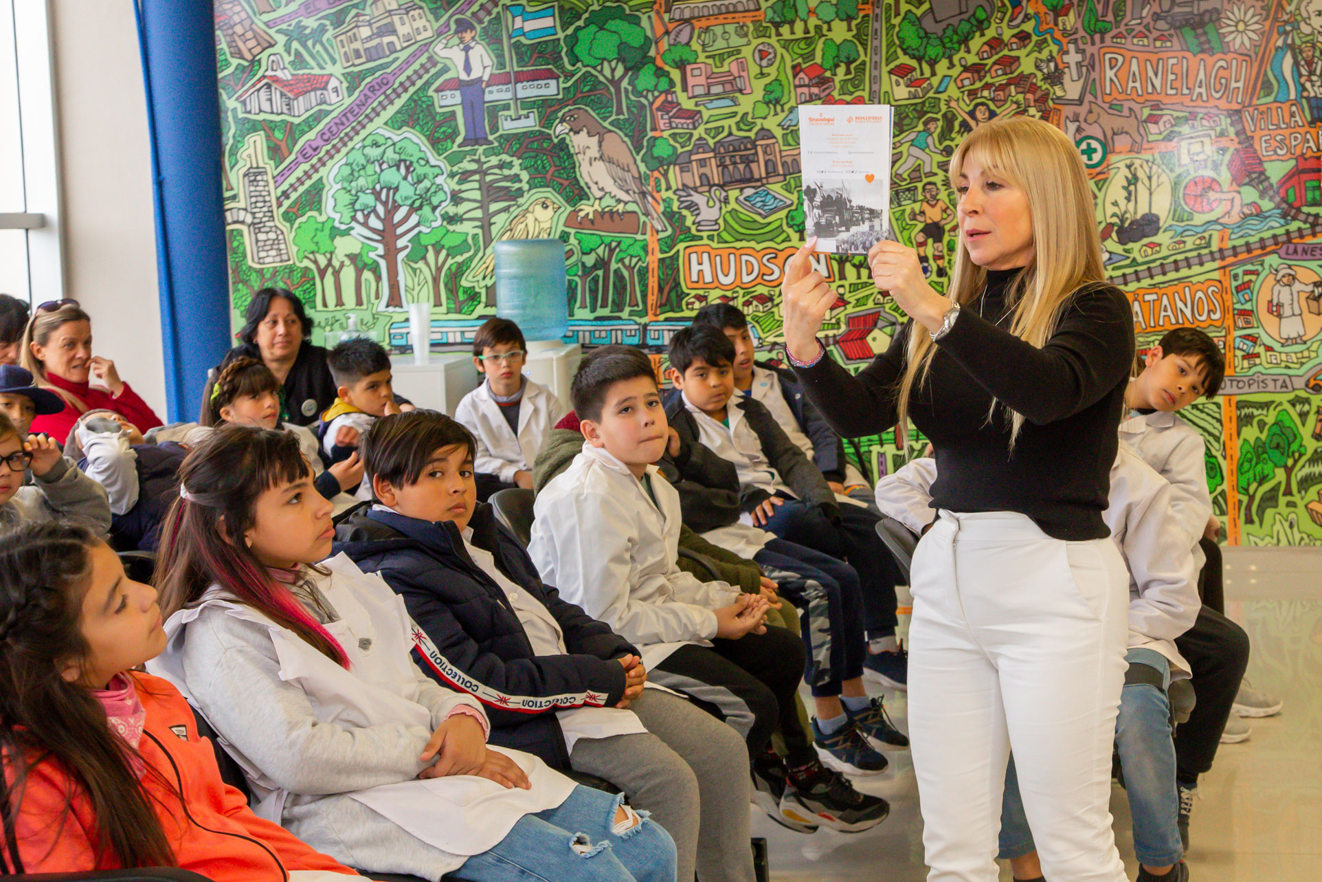 Más de 1200 chicos y chicas ya participaron en el programa conociendo